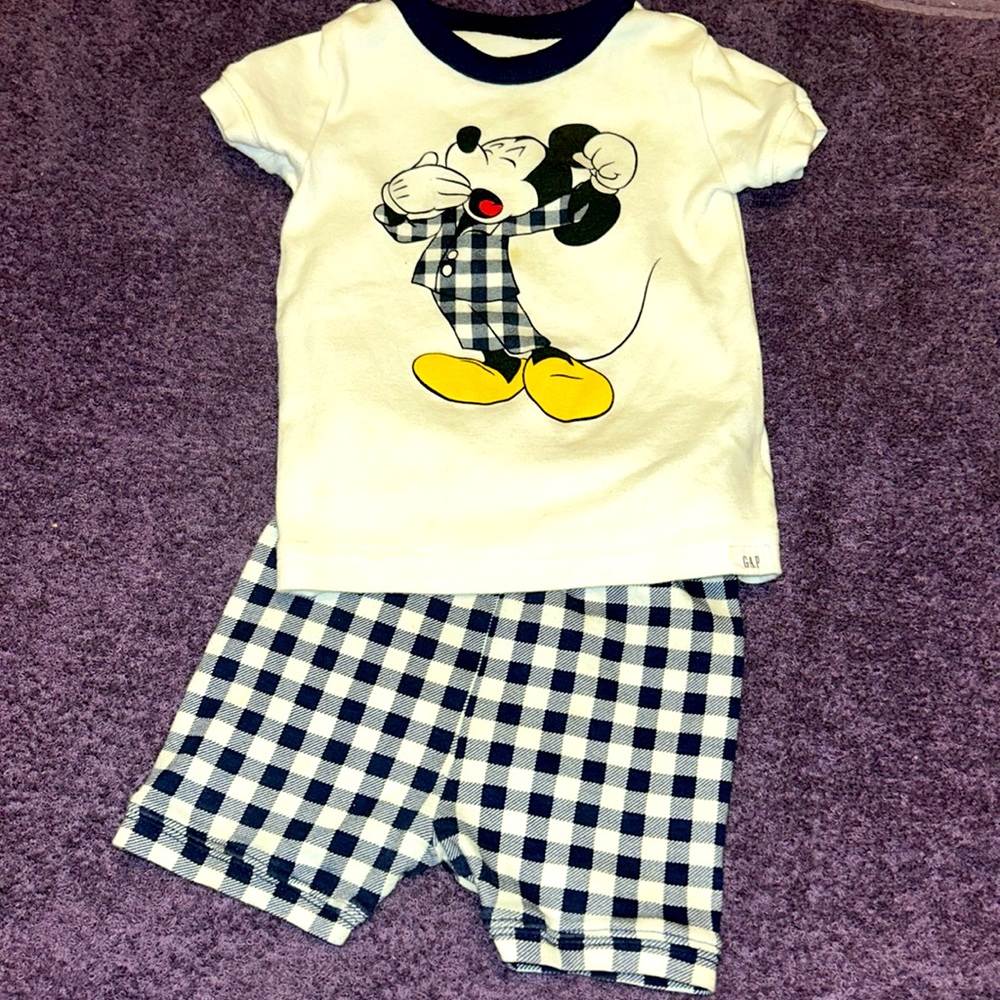 Baby Gap Disney size 18-24 months 2 piece short set was $28 now only $8